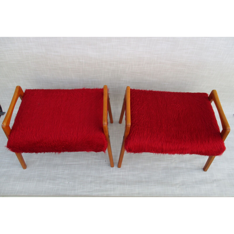 Paire de poufs vintage en hêtre massif rouge, Suède 1950