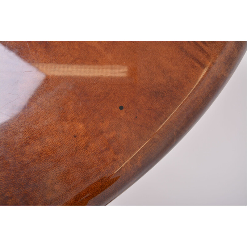 Mesa elíptica italiana vintage de cuero de cabra lacado marrón de Aldo Tura