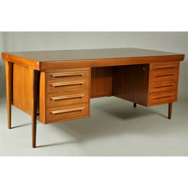 Danish vintage teak desk by Ib Kofod-Larsen for Faarup, 1960s