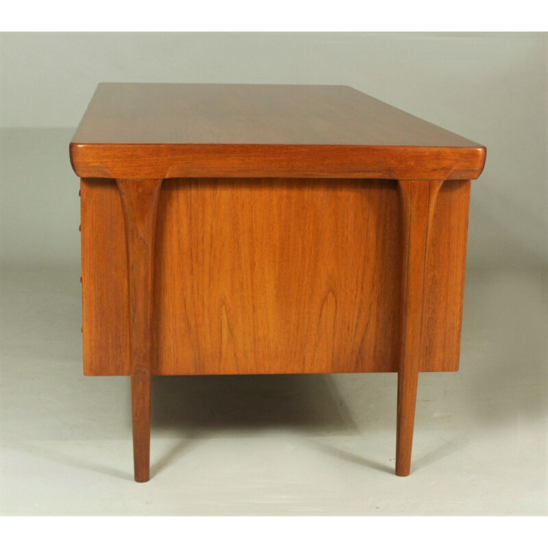 Danish vintage teak desk by Ib Kofod-Larsen for Faarup, 1960s