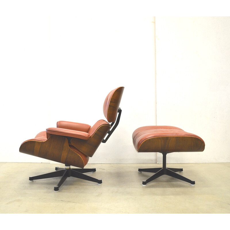 Herman Miller lounge chair with its ottoman in rosewood and leather, Charles & Ray EAMES - 1970s
