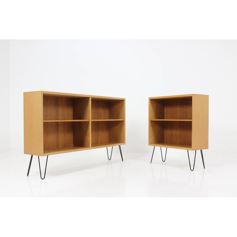 Set of two oak bookcases on metal hairpin legs, Borge MOGENSEN - 1960s