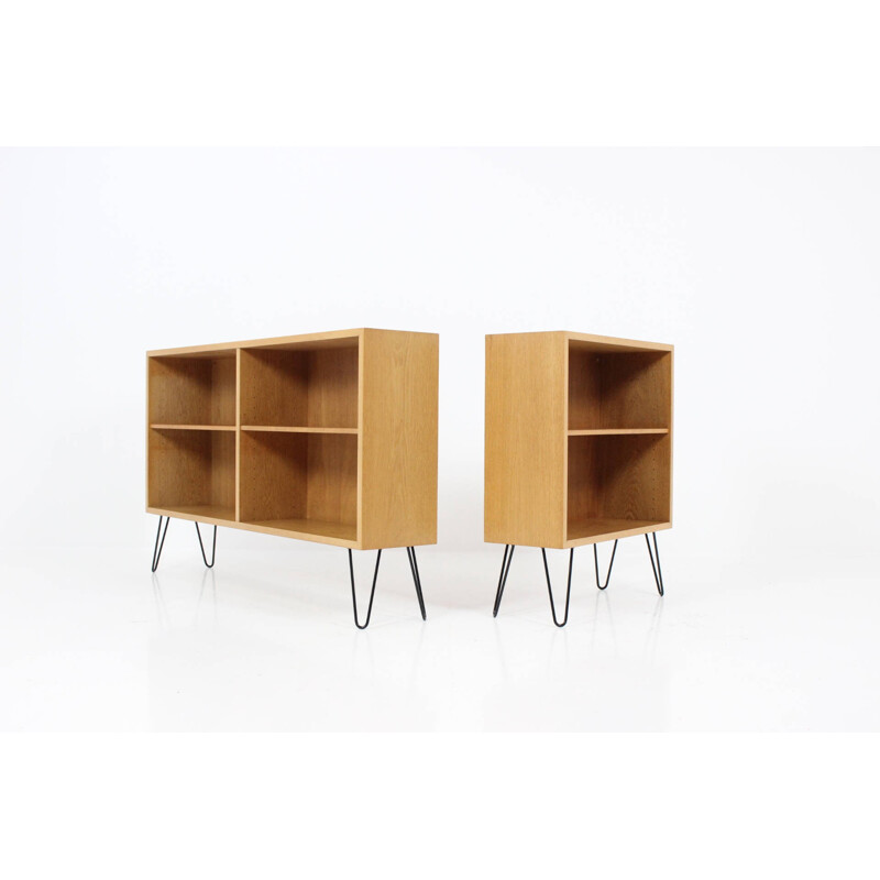 Set of two oak bookcases on metal hairpin legs, Borge MOGENSEN - 1960s