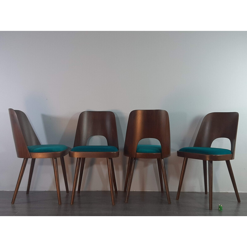 Set of 4 vintage Czech chairs Ton 515 in walnut and blue fabric by Oswald Haerdtl, 1955