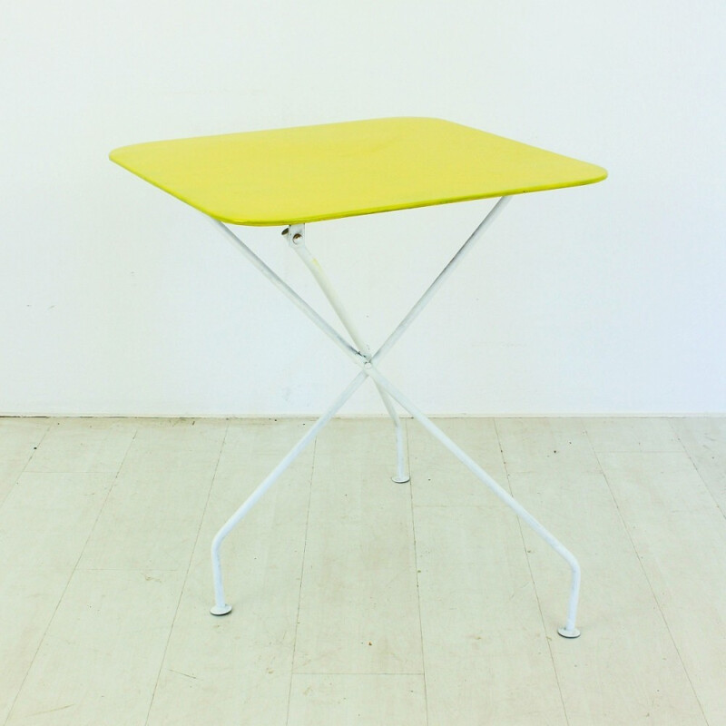 Yellow and white side table in metal - 1950s