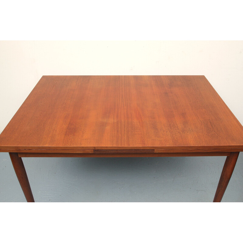 Vintage extendible dining table in teak by Lübke, Germany 1960s