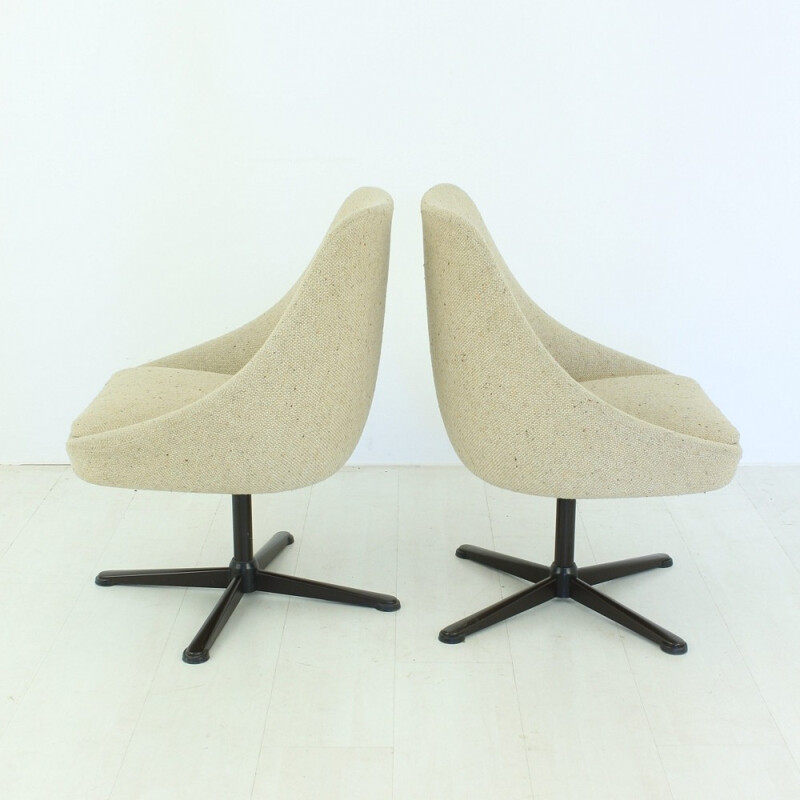 Pair of cocktail swivel chairs in beige fabric - 1960s