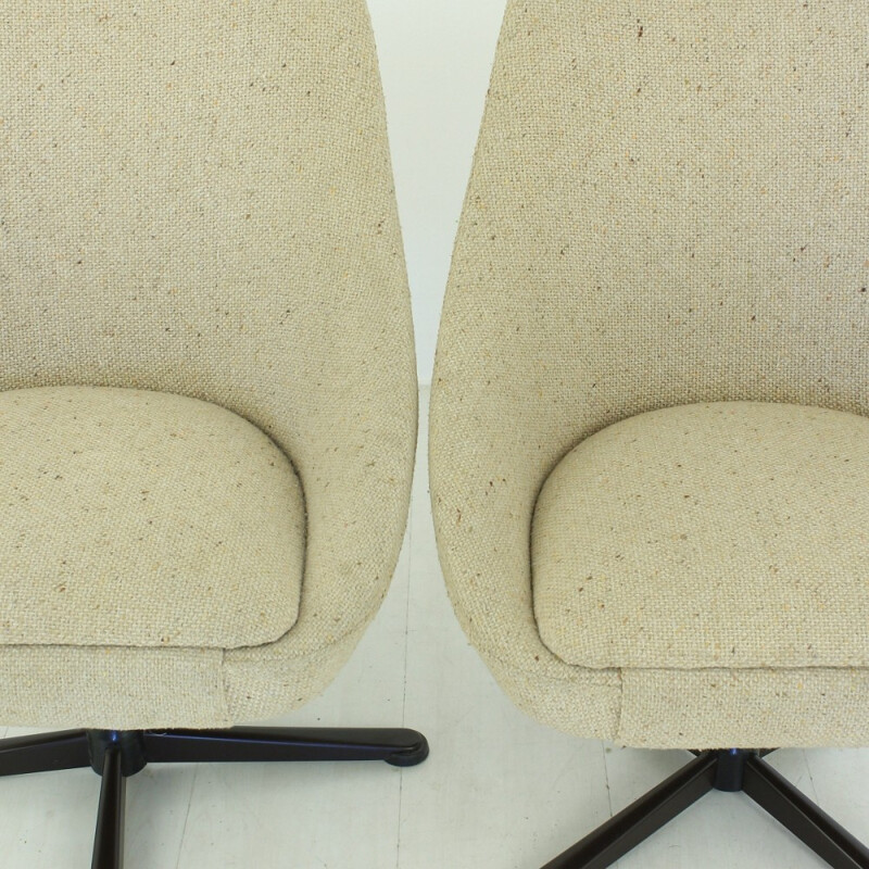 Pair of cocktail swivel chairs in beige fabric - 1960s