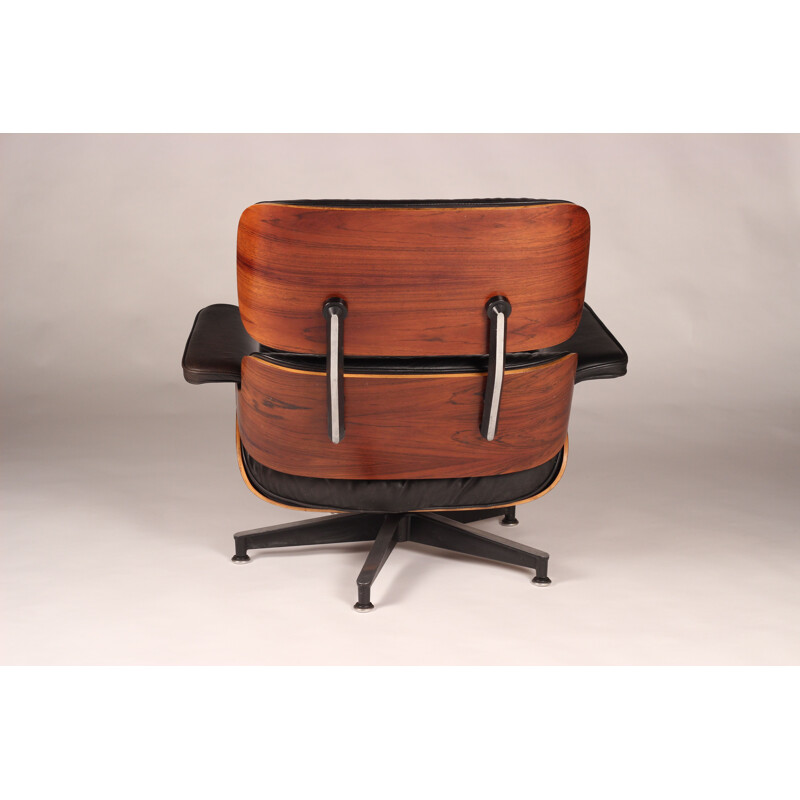 Sillón vintage 670 de palisandro y cuero de Charles y Ray Eames para Herman Miller