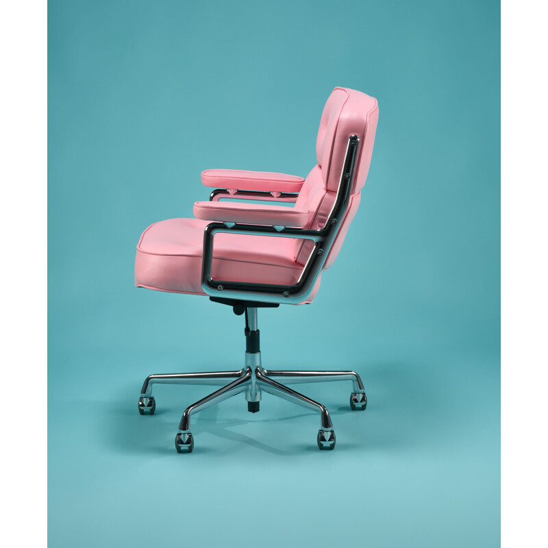 Vintage "Barbie Pink" iconic Es104 Lobby armchair by Ray and Charles Eames for Vitra, 2000