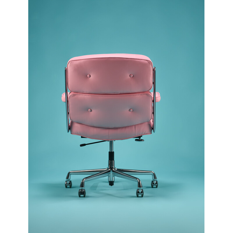 Vintage "Barbie Pink" iconic Es104 Lobby armchair by Ray and Charles Eames for Vitra, 2000