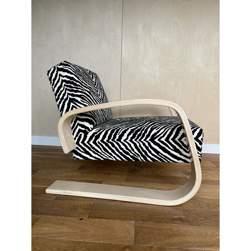 Zebra Tank vintage fauteuil model 400 van Alvar Aalto voor Artek, Finland 1970