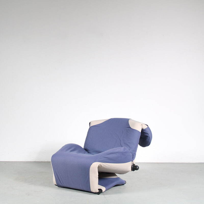 Vintage "Wink" armchairs by Toshiyuki Kita for Cassina, Italy 1980s