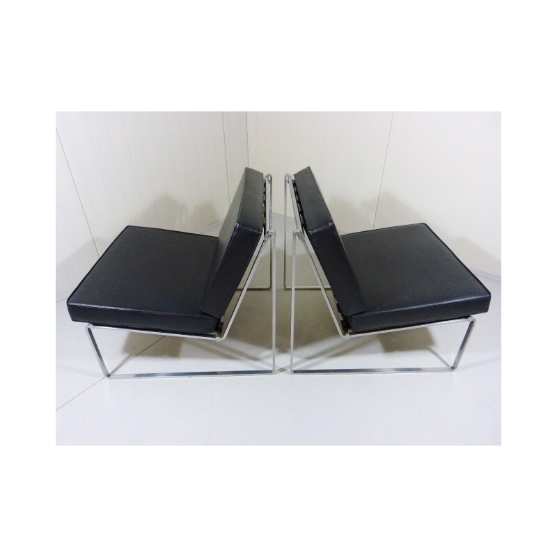Pair of low chairs "024", Kho LIANG IE - 1960s
