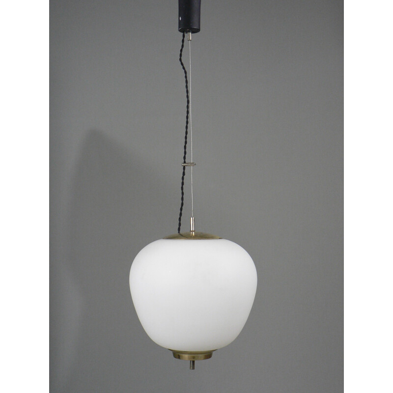 Suspension vintage en opaline et laiton - 1950