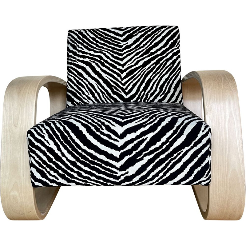 Zebra Tank vintage fauteuil model 400 van Alvar Aalto voor Artek, Finland 1970