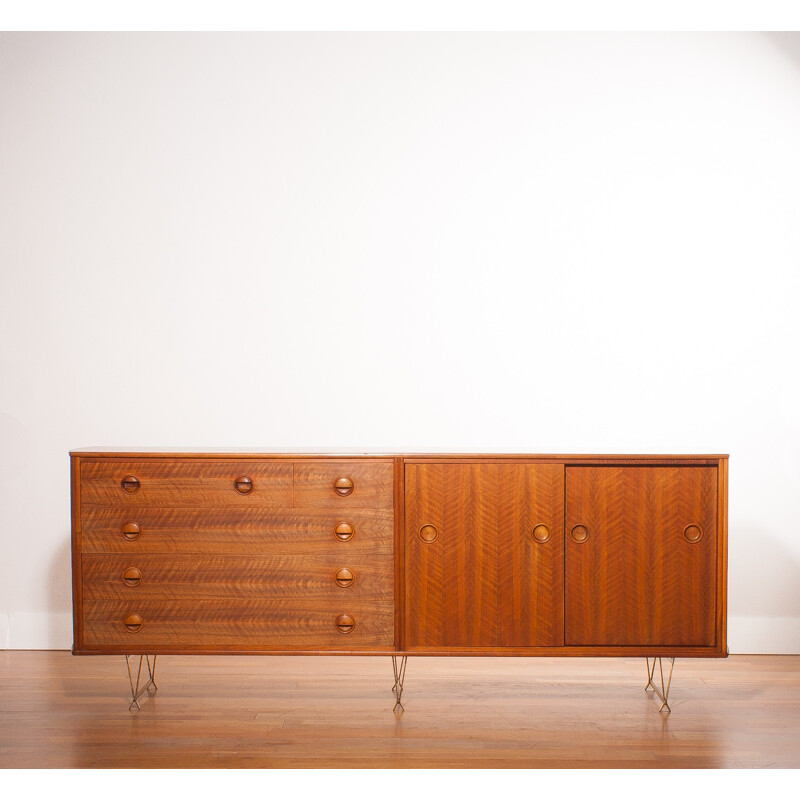 Large Fristho sideboard in walnut and brass, William WATTING - 1950s