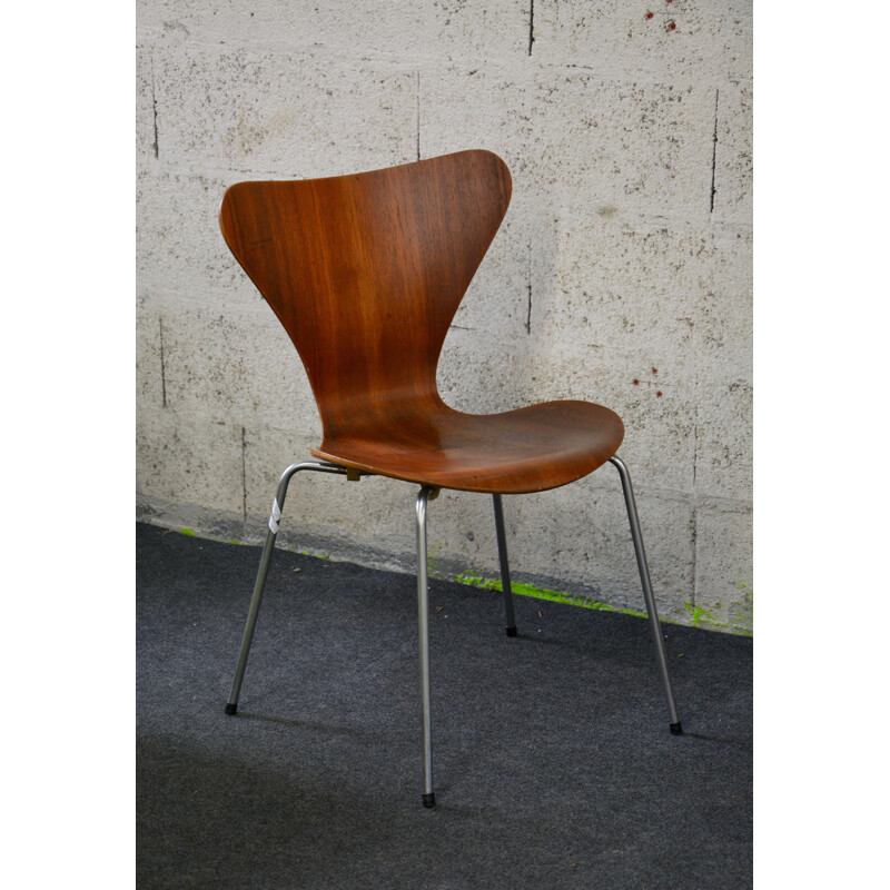 Chaise Fritz Hansen "Série 7" en teck, Arne JACOBSEN - 1950