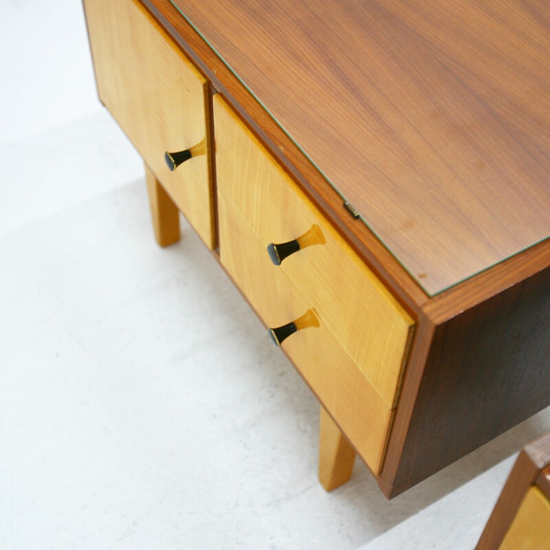 Pair of walnut and maple bedside tables - 1950s