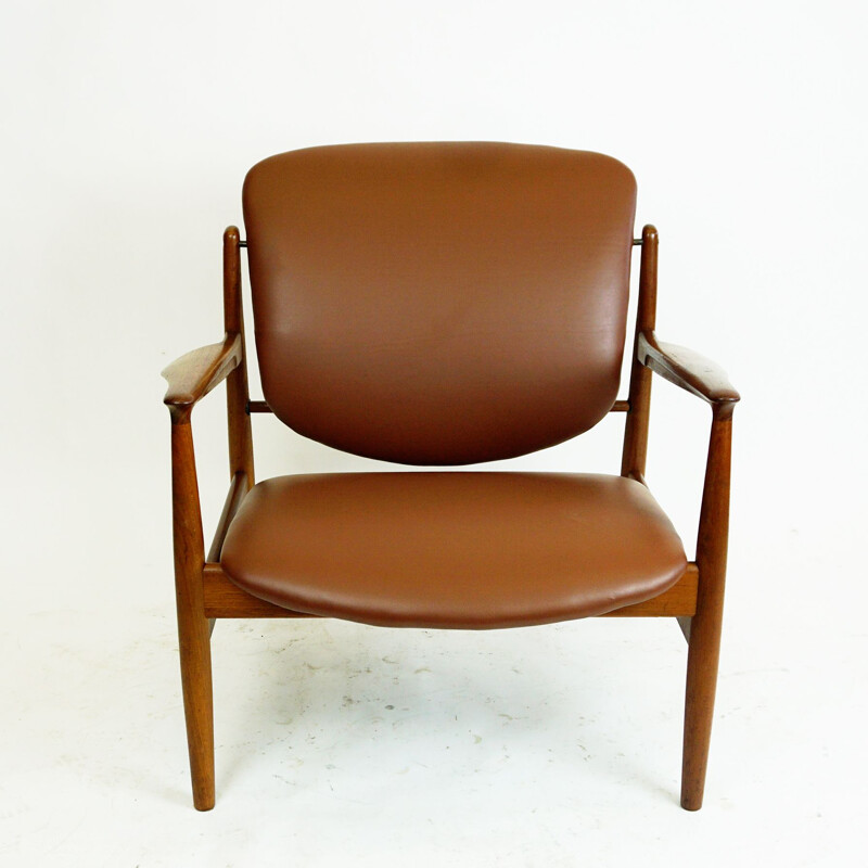 Dänischer Vintage-Sessel aus Teakholz und braunem Leder von Finn Juhl für France et Son