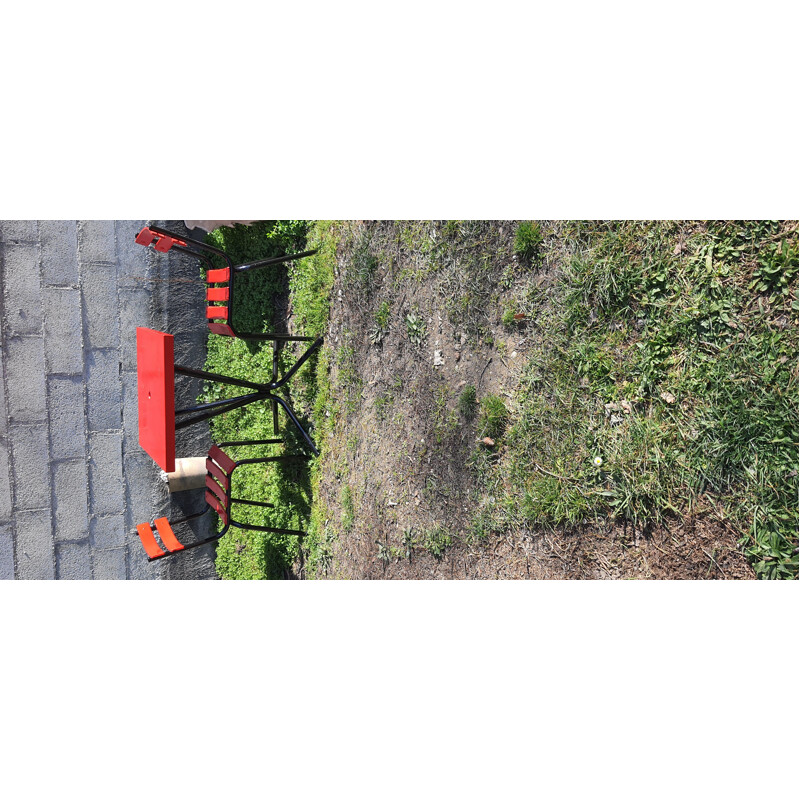 Bistro garden pair of chairs and a table vintage red and black