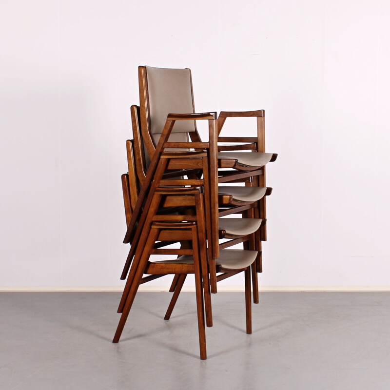Set of 4 vintage dining chairs with armrests by František Jirák