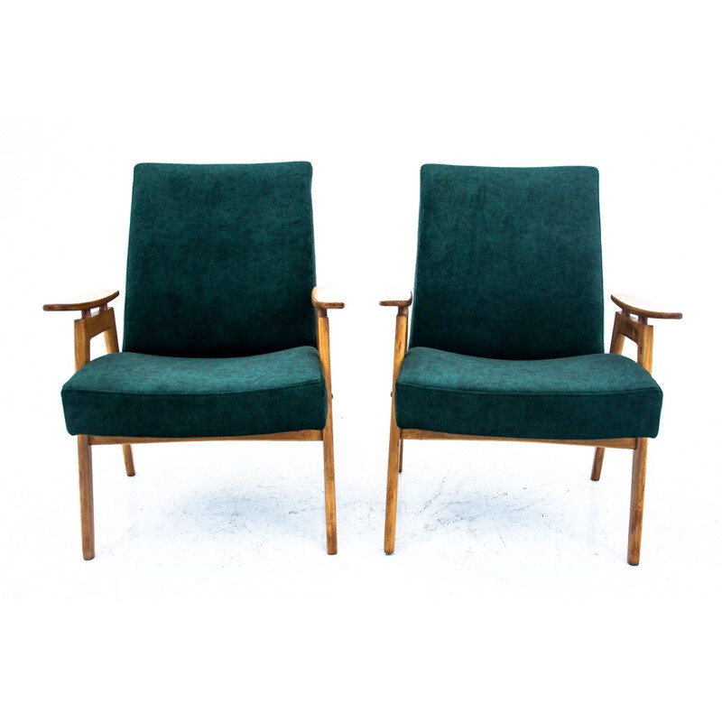 Pair of vintage beech and velvet armchairs by Jaroslav Šmídek for Jitona, Czechoslovakia 1960