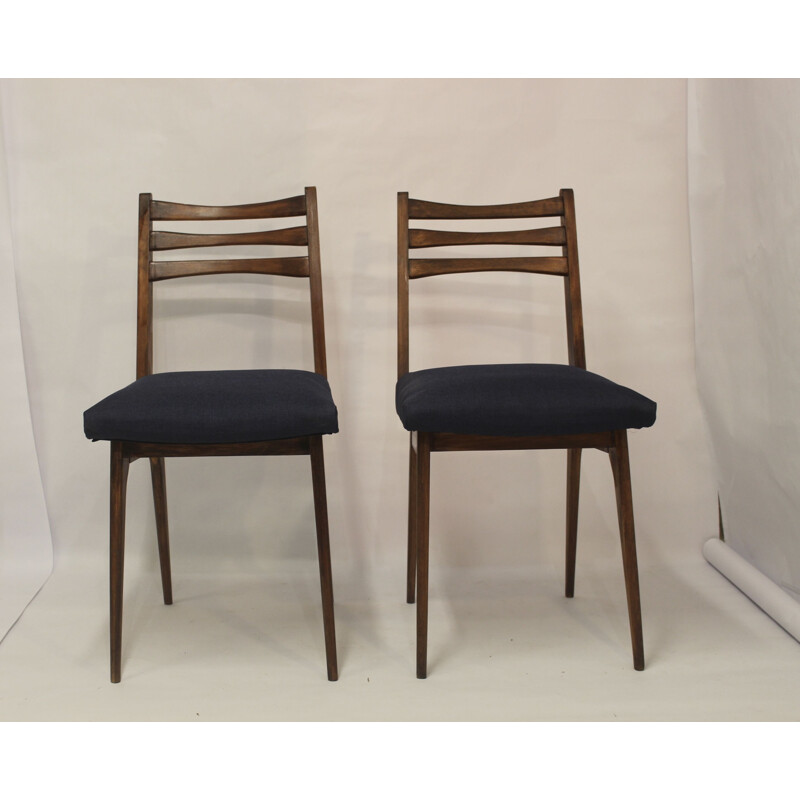 Paire de chaises scandinaves vintage en tissu bleu nuit et bois, 1960