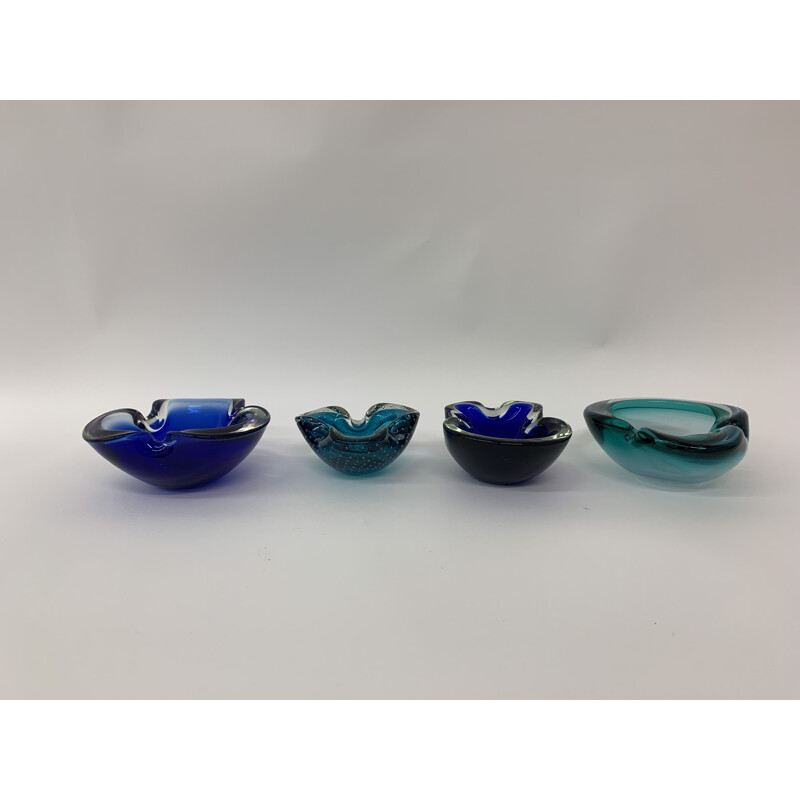 Ensemble de 4 bols vintage en verre de Murano bleu, 1970