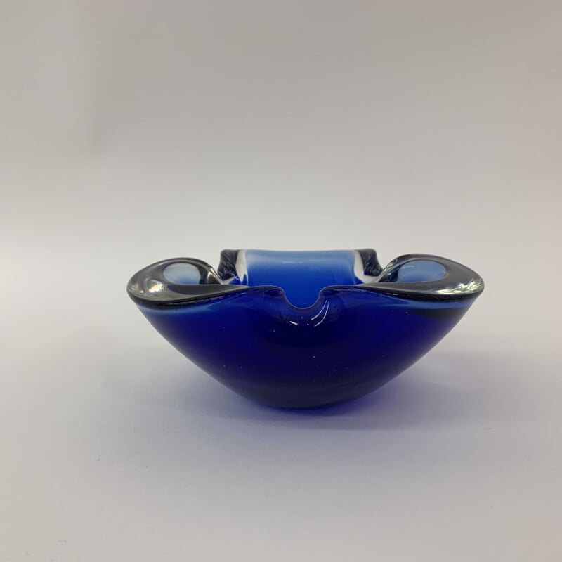 Set of 4 mid century blue Murano glass bowls, 1970s