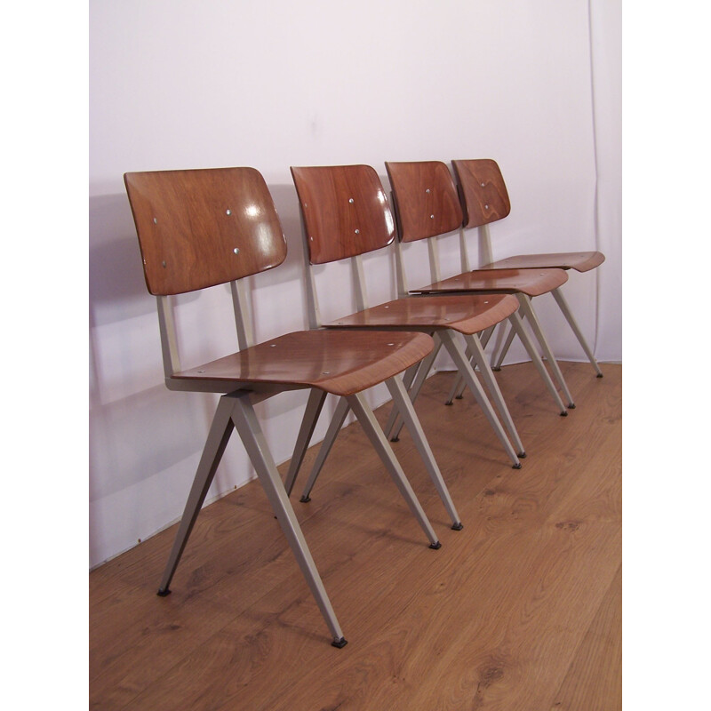 Suite de 4 chaises S16 Pagwood Galvanitas - 1950