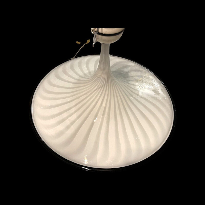 Lampada a sospensione vintage in vetro di murano bianco e nero di Venini, Italia