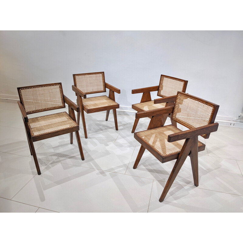 Conjunto de 4 cadeiras "Office" de teca vintage e cana de Pierre Jeanneret, 1955-1956