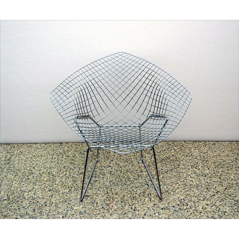 Pair of vintage Diamond armchairs by Harry Bertoia for Knoll