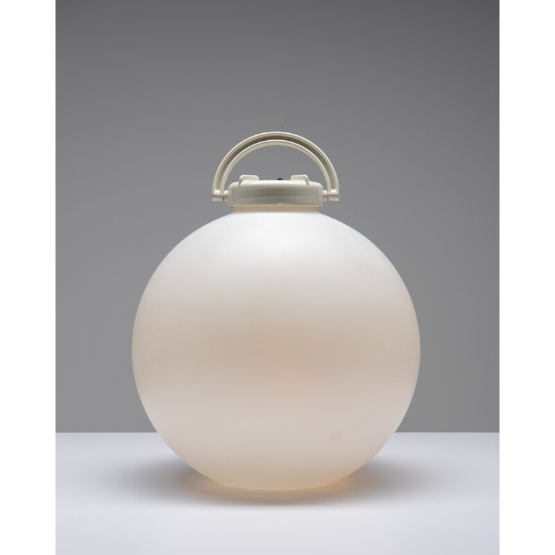 Lampada tampa bianca vintage di Isao Hosoe per Valenti Luce, 1970