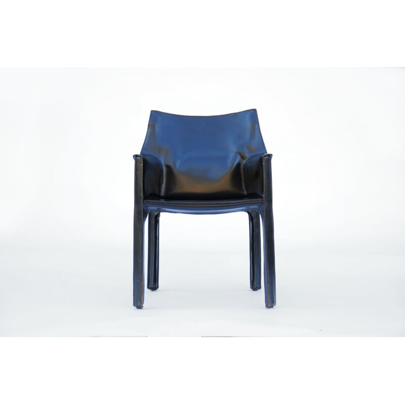 Vintage Cab 413 black leather armchair by Mario Bellini, 1970s