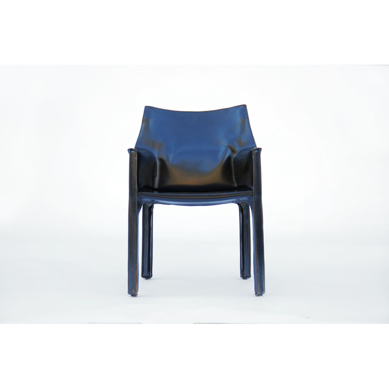 Vintage Cab 413 black leather armchair by Mario Bellini, 1970s