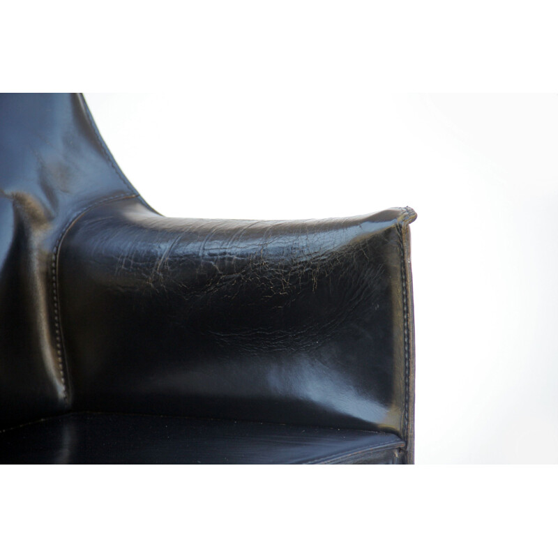 Vintage Cab 413 black leather armchair by Mario Bellini, 1970s