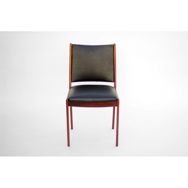 Set of 4 vintage rosewood dining chairs by Johannes Andersen for Uldum Møbelfabrik, Denmark 1960s