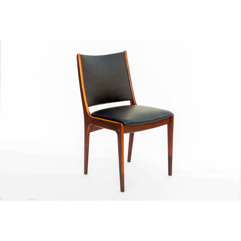 Set of 4 vintage rosewood dining chairs by Johannes Andersen for Uldum Møbelfabrik, Denmark 1960s