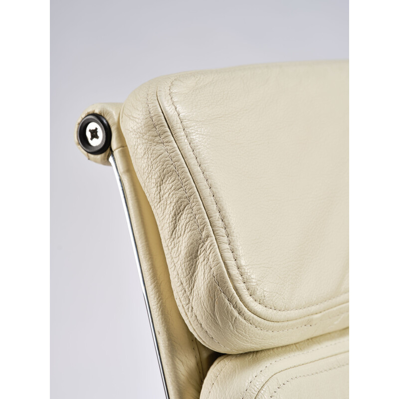 Vintage Ea208 Soft Pad Management armchair in cream leather by Charles & Ray Eames for Vitra, 1990s