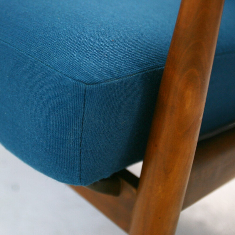 Fauteuil en noyer et tissu bleu - 1960