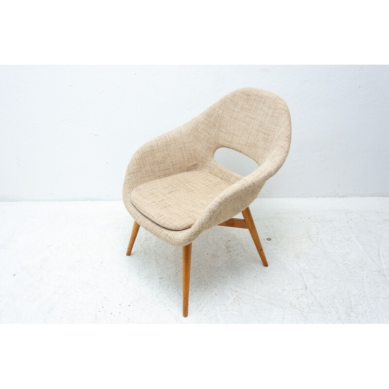 Paire de fauteuils vintage coquille en fibre de verre par Miroslav Navrátil, Tchécoslovaquie 1960