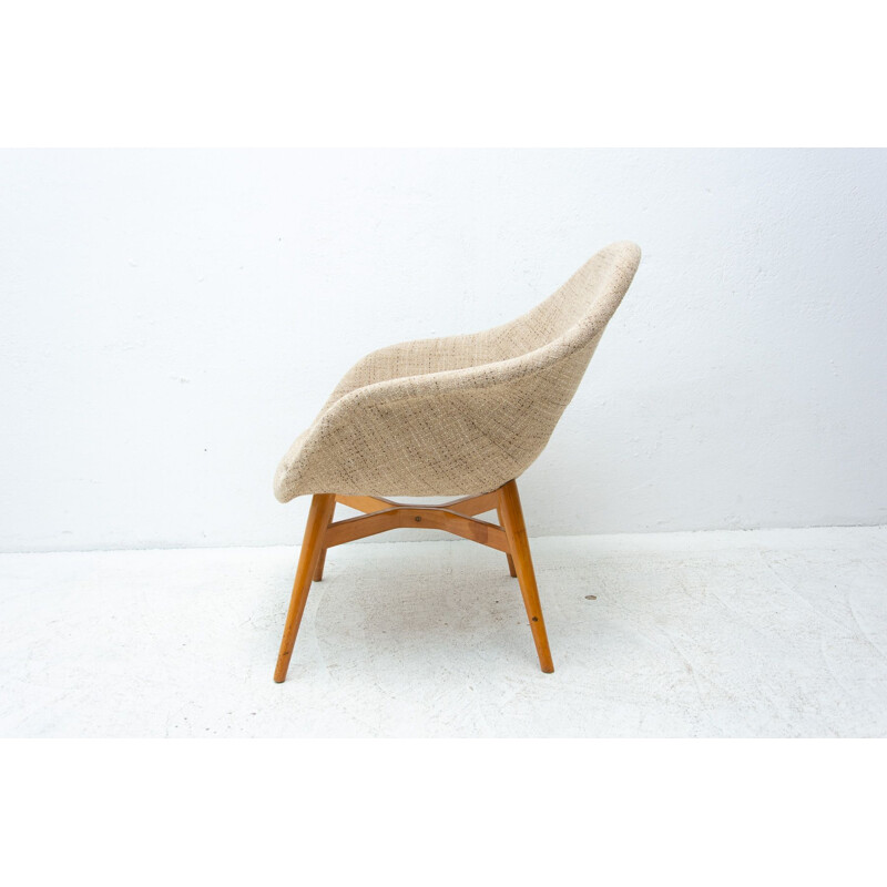 Paire de fauteuils vintage coquille en fibre de verre par Miroslav Navrátil, Tchécoslovaquie 1960