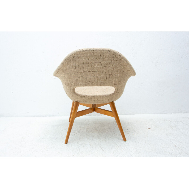 Paire de fauteuils vintage coquille en fibre de verre par Miroslav Navrátil, Tchécoslovaquie 1960