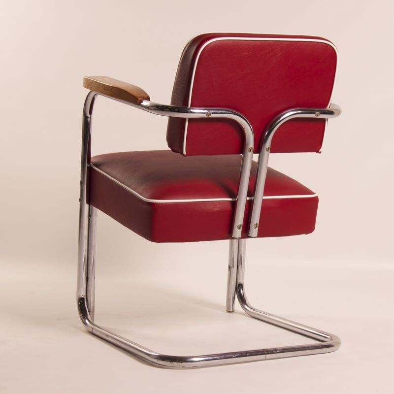 Bauhaus tubular armchair in chromed iron and red leatherette - 1930s