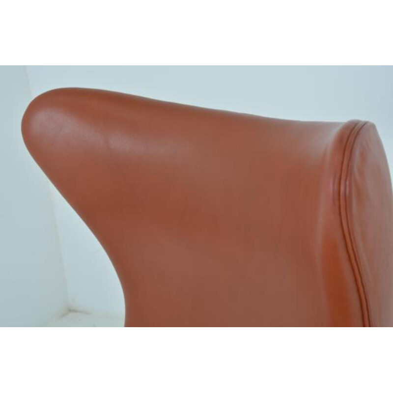 Vintage Egg Sessel aus Leder mit Fußstütze von Arne Jacobsen für Fritz Hansen