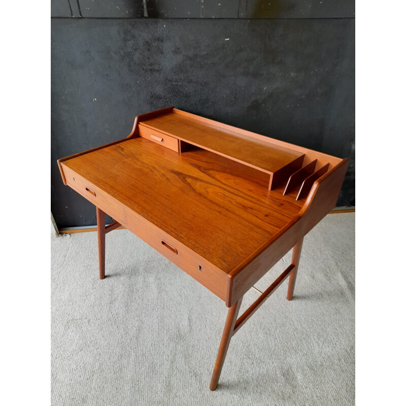 Bureau vintage avec tiroirs "56" par A.W Iversen pour Vinde Mobelfabrik, Danemark 1960