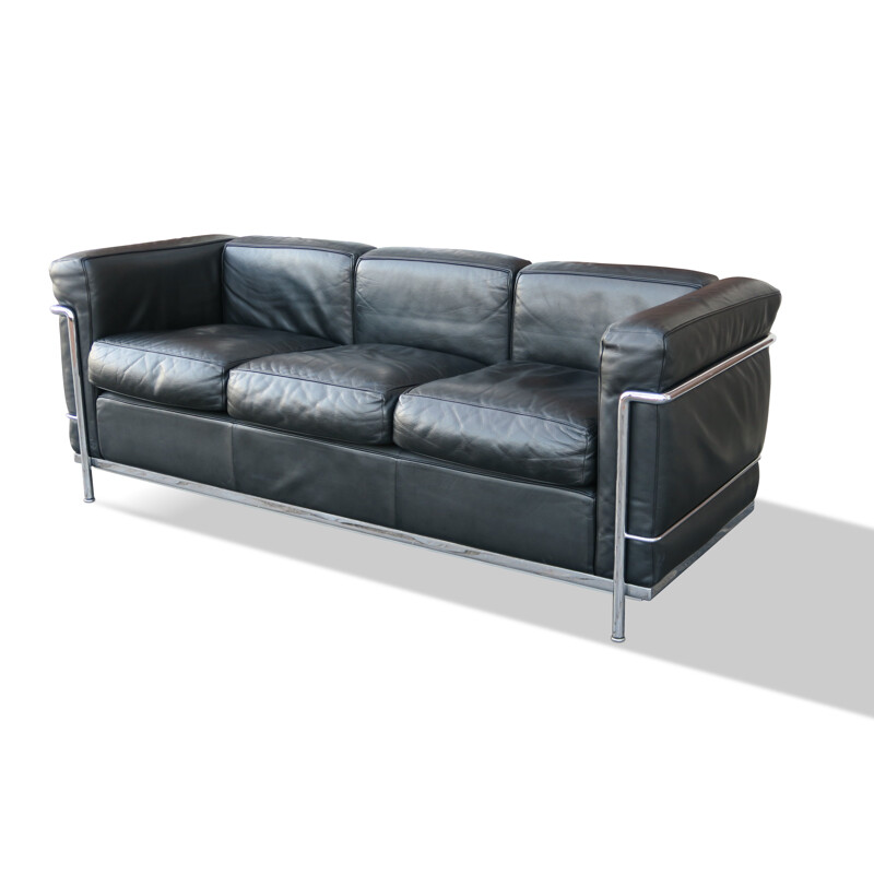 Cassina vintage sofa in black leather by Le Corbusier, 1927-1928