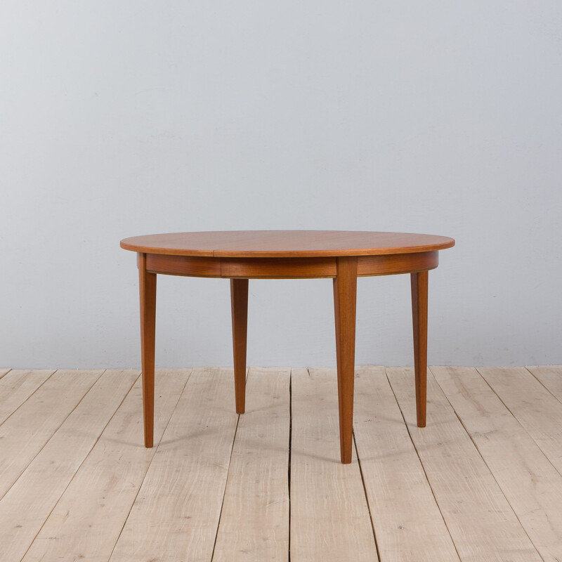 Vintage round teak extension dining table with 3 leaves by Omann Jun, Denmark 1960s